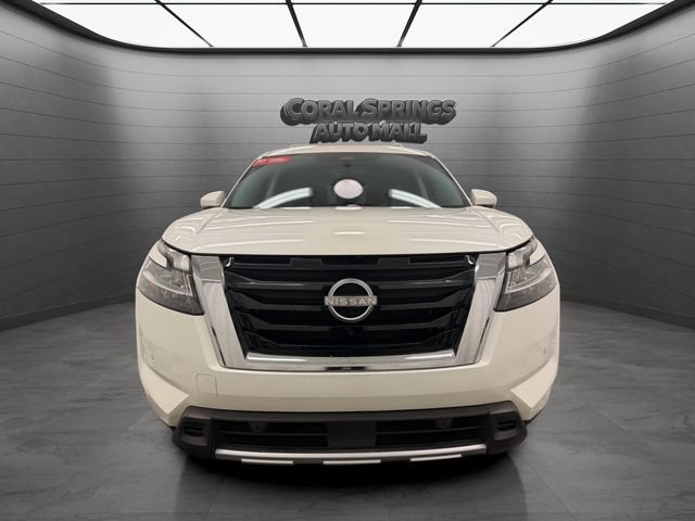 Certified 2024 Nissan Pathfinder SL FWD image 8