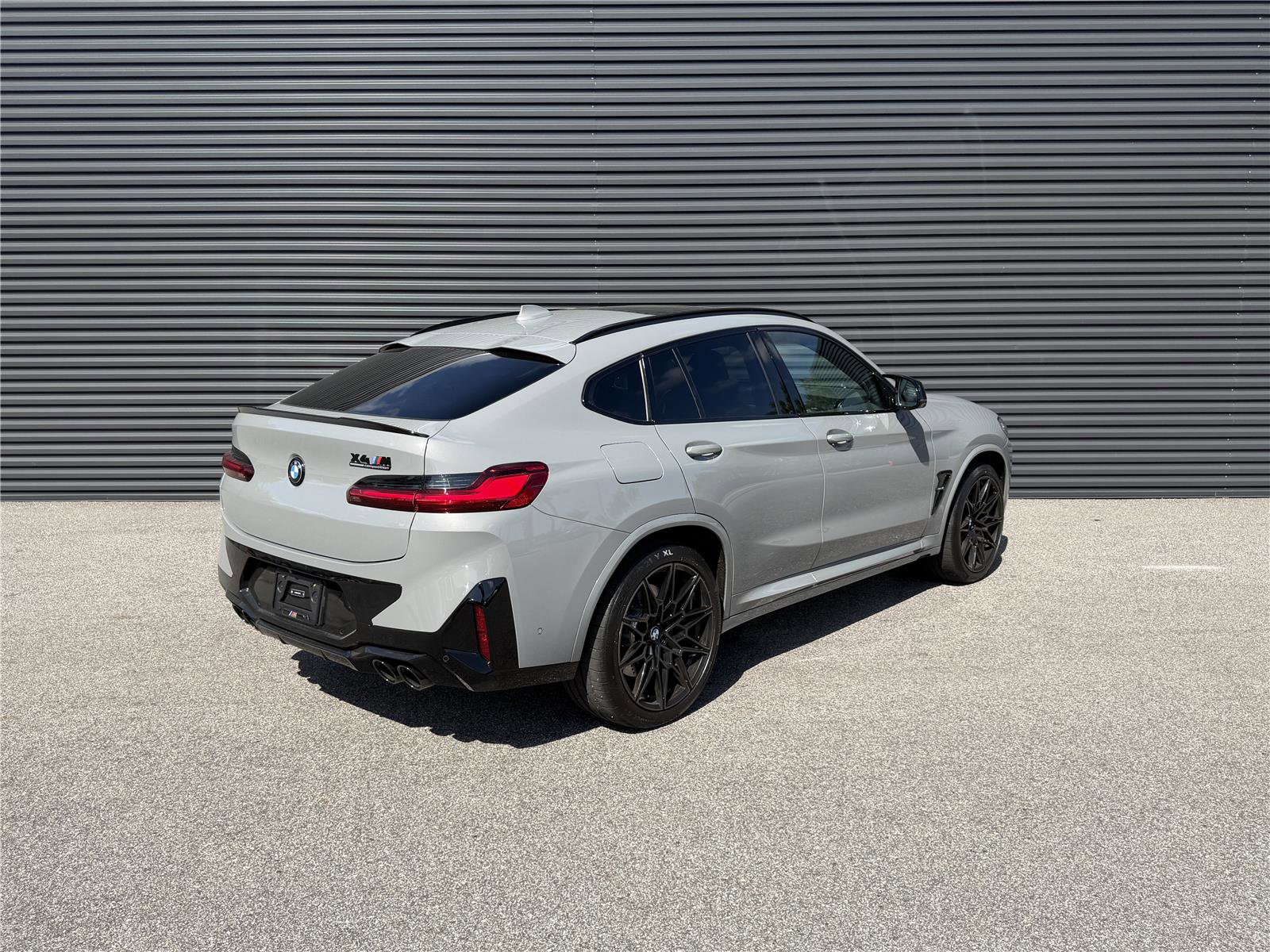 Used 2025 BMW X4 M w/ Competition Package image 9