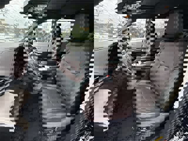 Used 2024 Toyota Sienna Platinum image 18