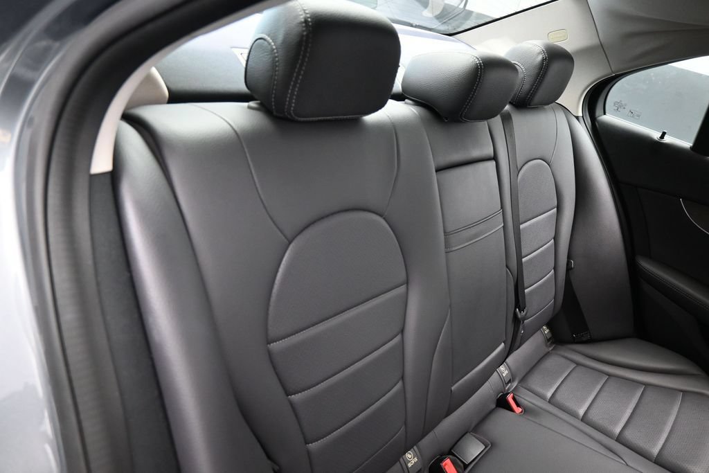 Used 2019 Mercedes-Benz C 300 Sedan image 36