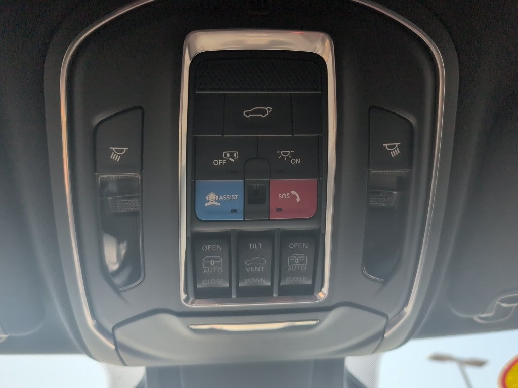 New 2026 Jeep Cherokee Limited AWD/4WD image 32