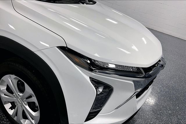 Used 2025 Chevrolet Trax LS image 27