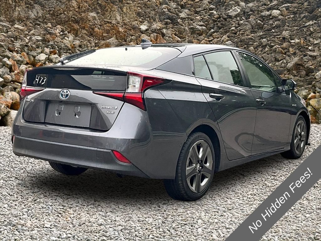 Used 2022 Toyota Prius XLE FWD image 2