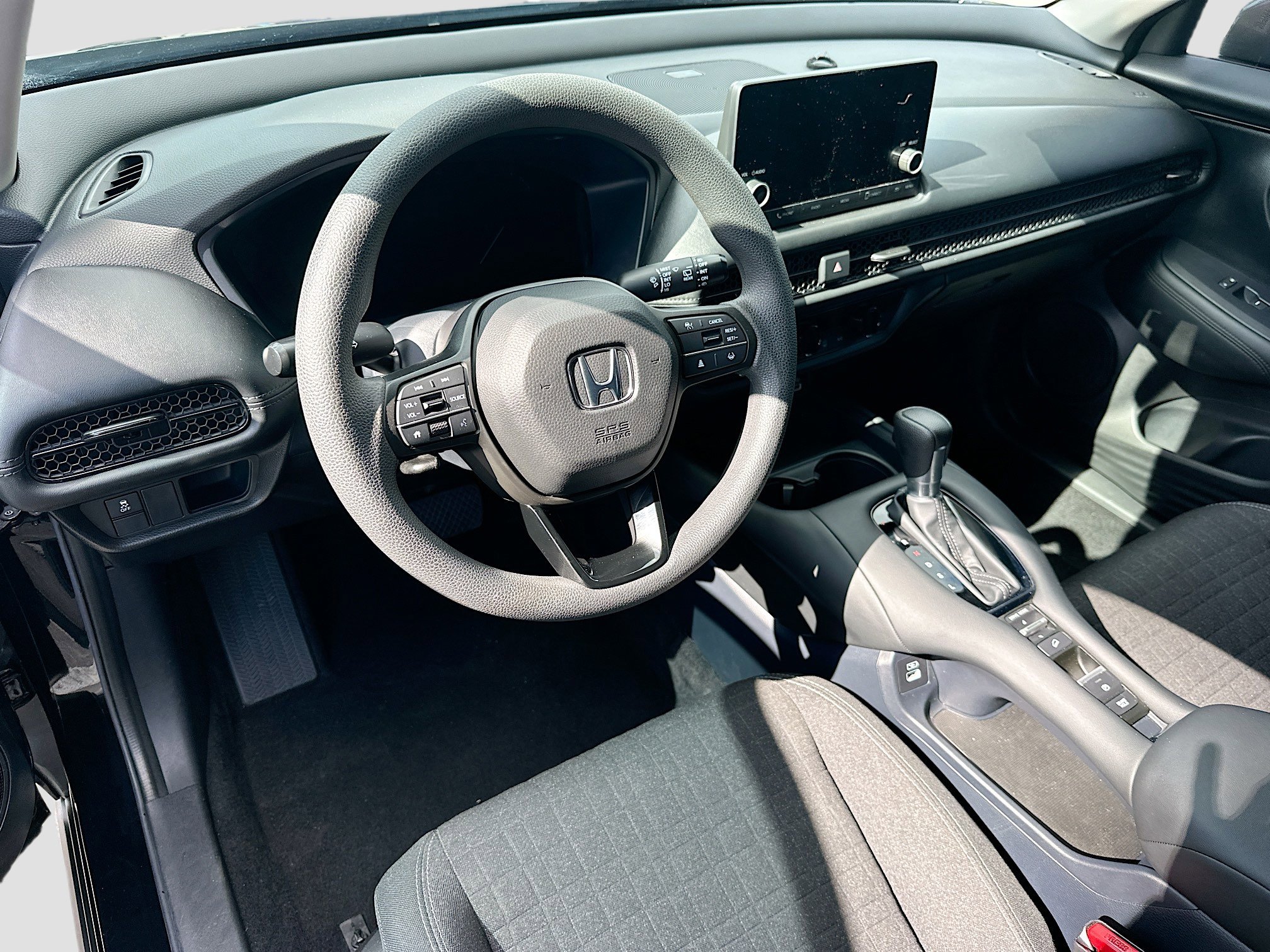 Used 2023 Honda HR-V LX image 6