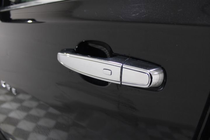 Used 2019 Chevrolet Traverse High Country w/ LPO, Cargo Package image 19