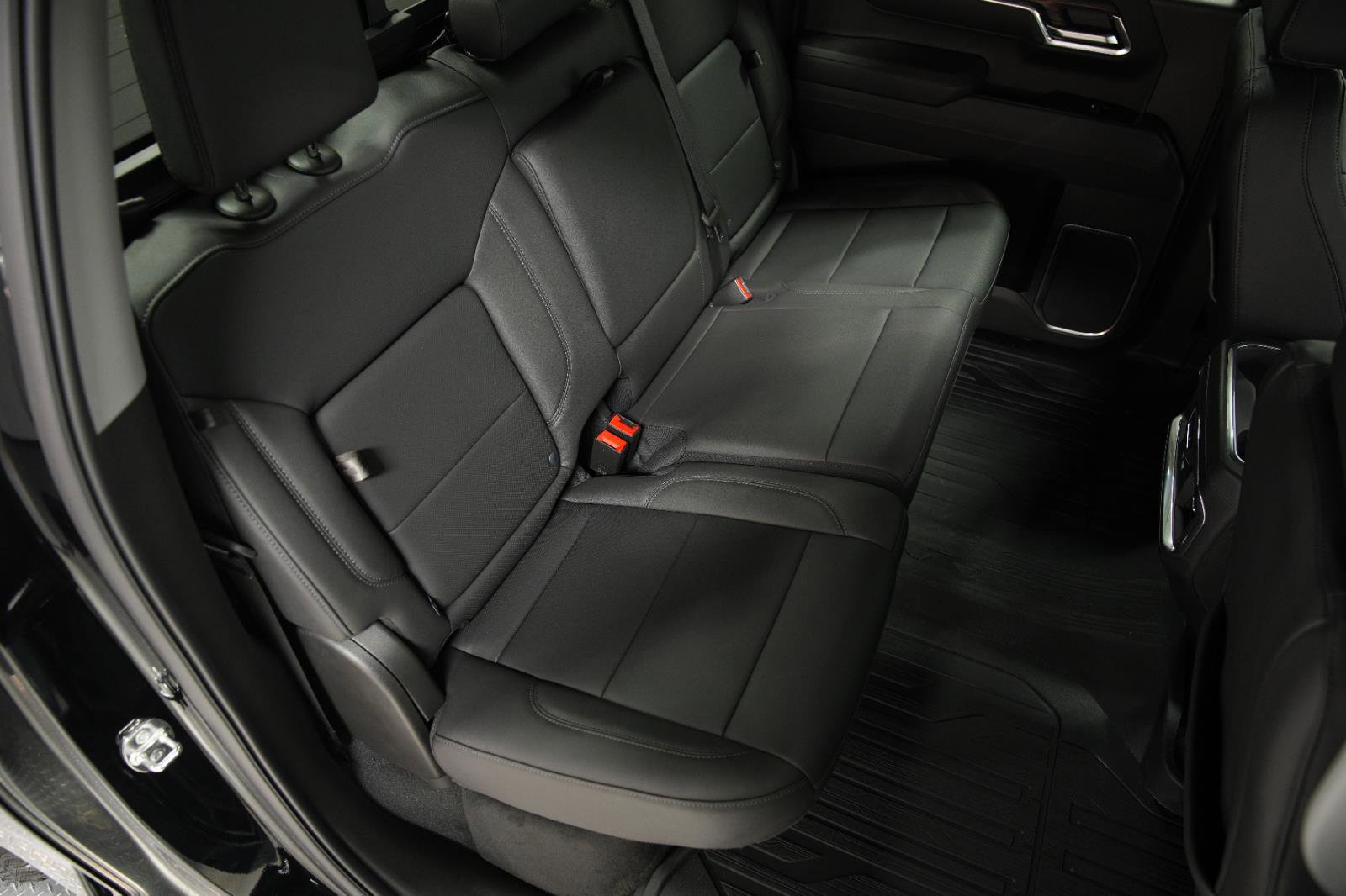 Used 2026 GMC Sierra 1500 SLT w/ SLT Premium Plus Package image 13