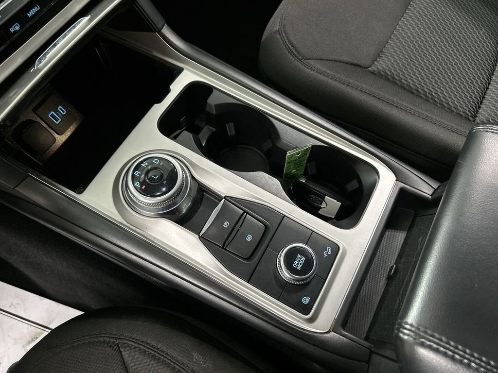 Used 2022 Ford Explorer XLT w/ Class IV Trailer Tow Package image 17