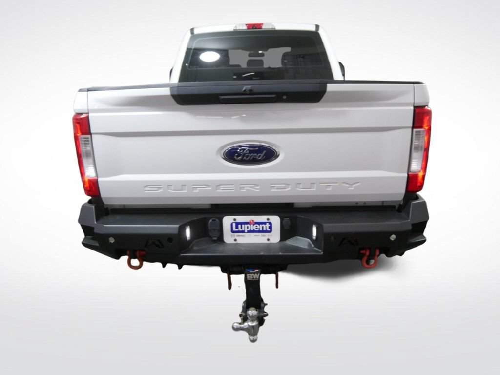 Used 2019 Ford F250 XL w/ XL Value Package AWD/4WD image 4