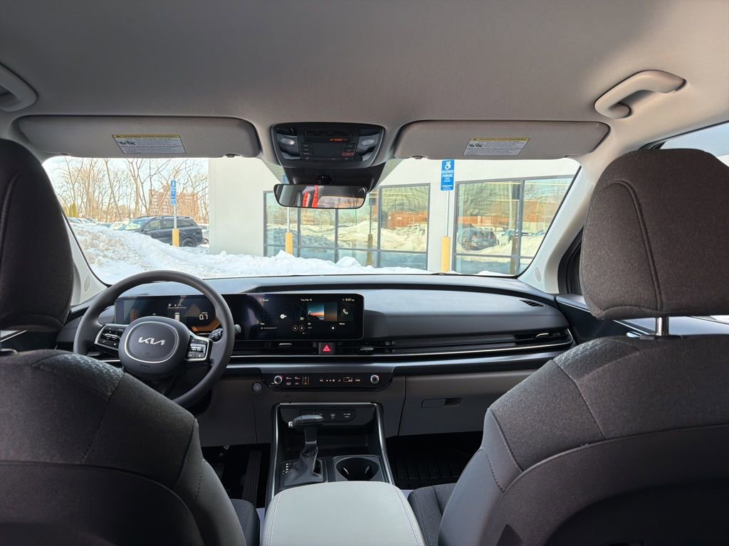 New 2026 Kia Carnival LX image 21