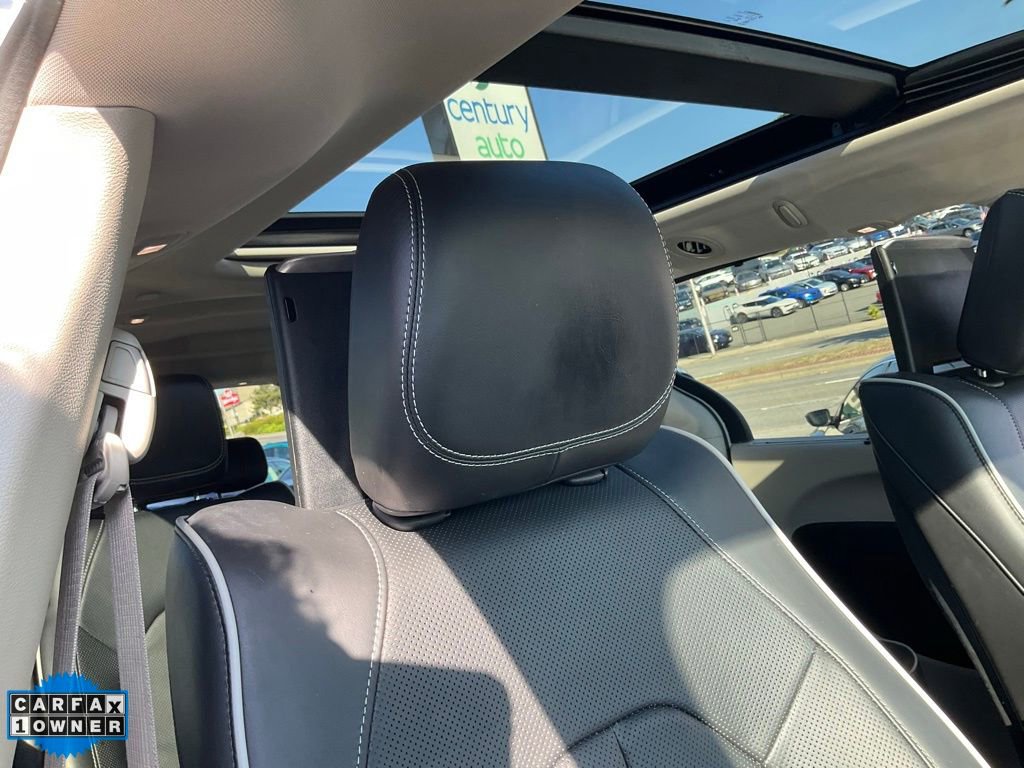 Used 2022 Chrysler Pacifica Limited w/ Uconnect Theater Family Group image 69