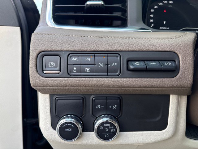 Used 2022 GMC Yukon Denali RWD image 25