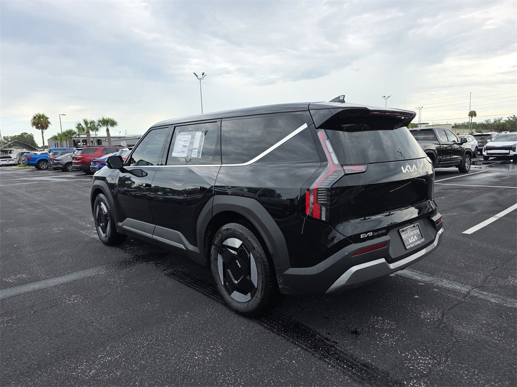 New 2026 Kia EV9 Light image 6