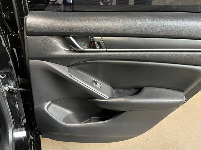 Used 2019 Honda Accord LX image 13