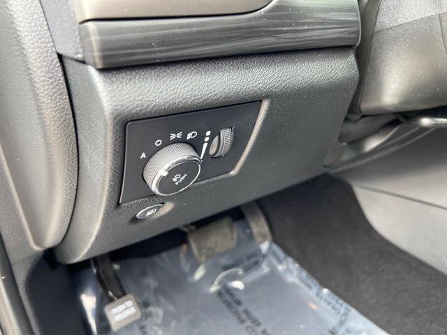 Certified 2021 Jeep Grand Cherokee Laredo X image 10