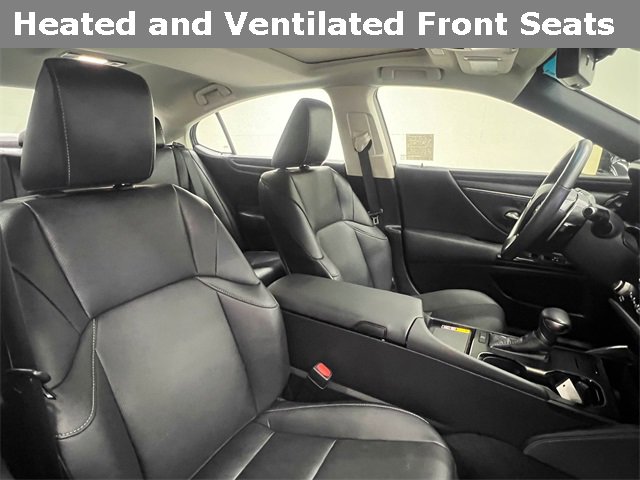 Used 2025 Lexus ES 350 w/ Premium Package image 11
