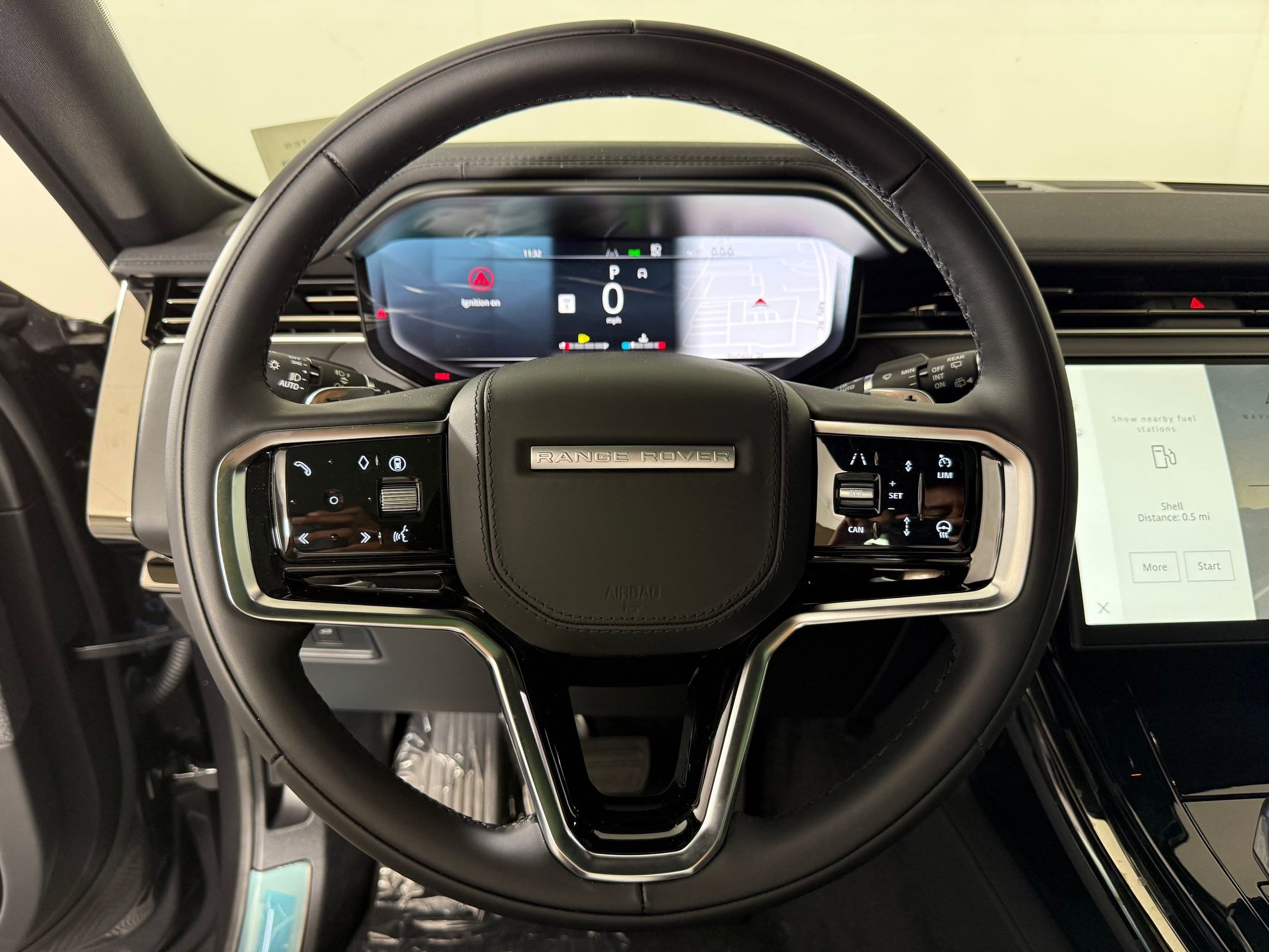 New 2026 Land Rover Range Rover Sport SE AWD/4WD image 16