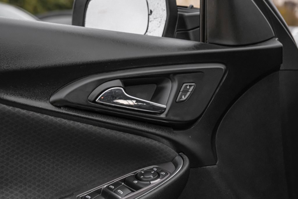 Used 2020 Chevrolet Malibu LT image 45