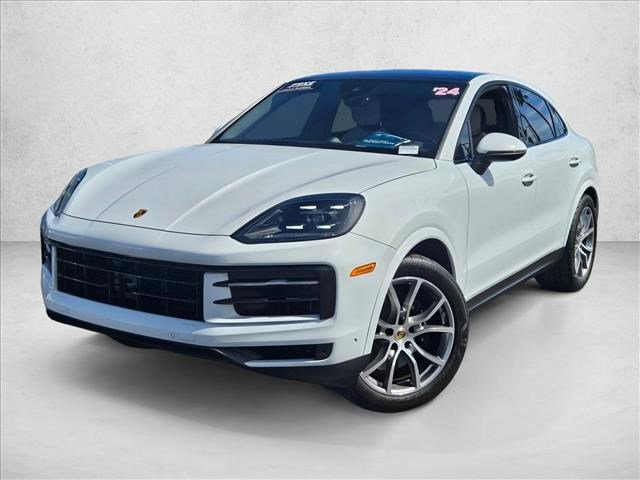 Used 2024 Porsche Cayenne Coupe image 1