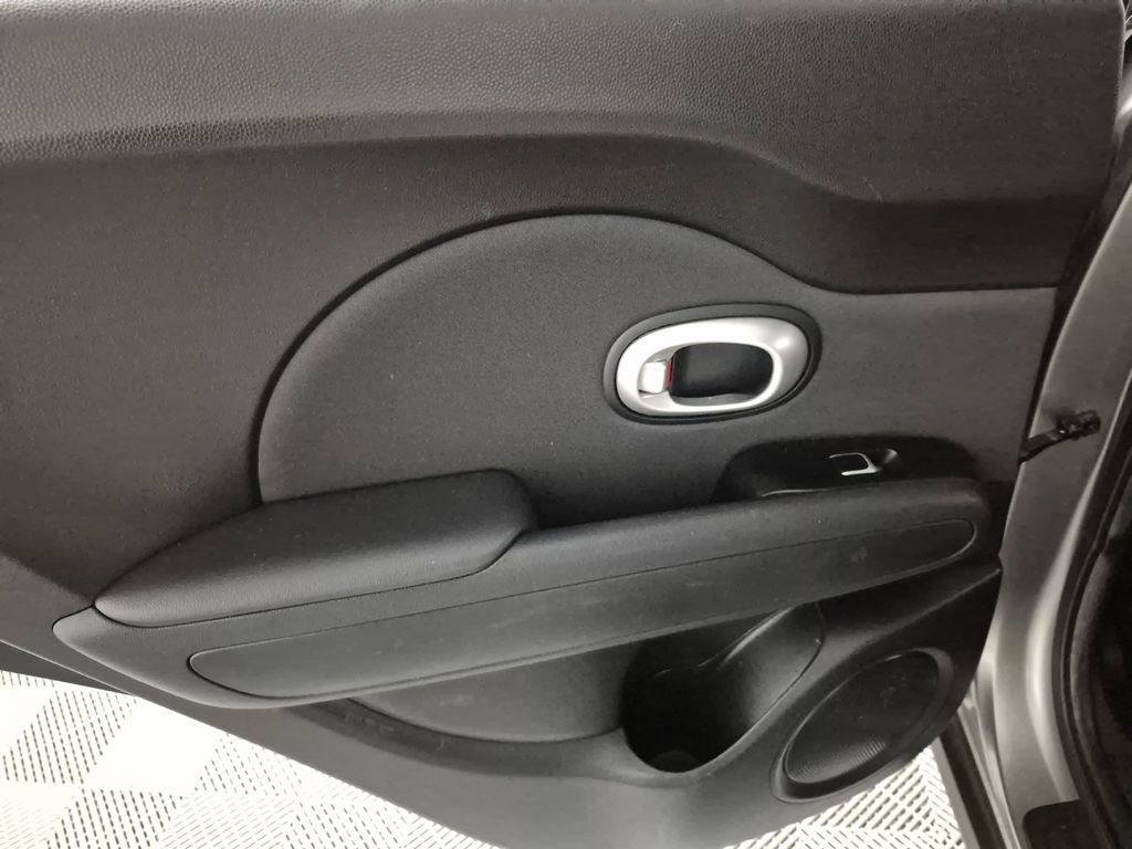 Used 2018 Kia Soul + FWD image 25