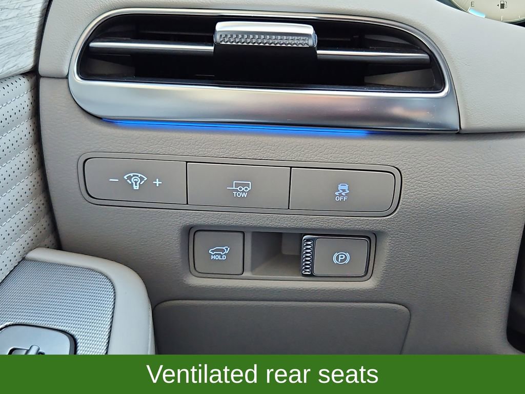 Used 2024 Hyundai Palisade Calligraphy image 15
