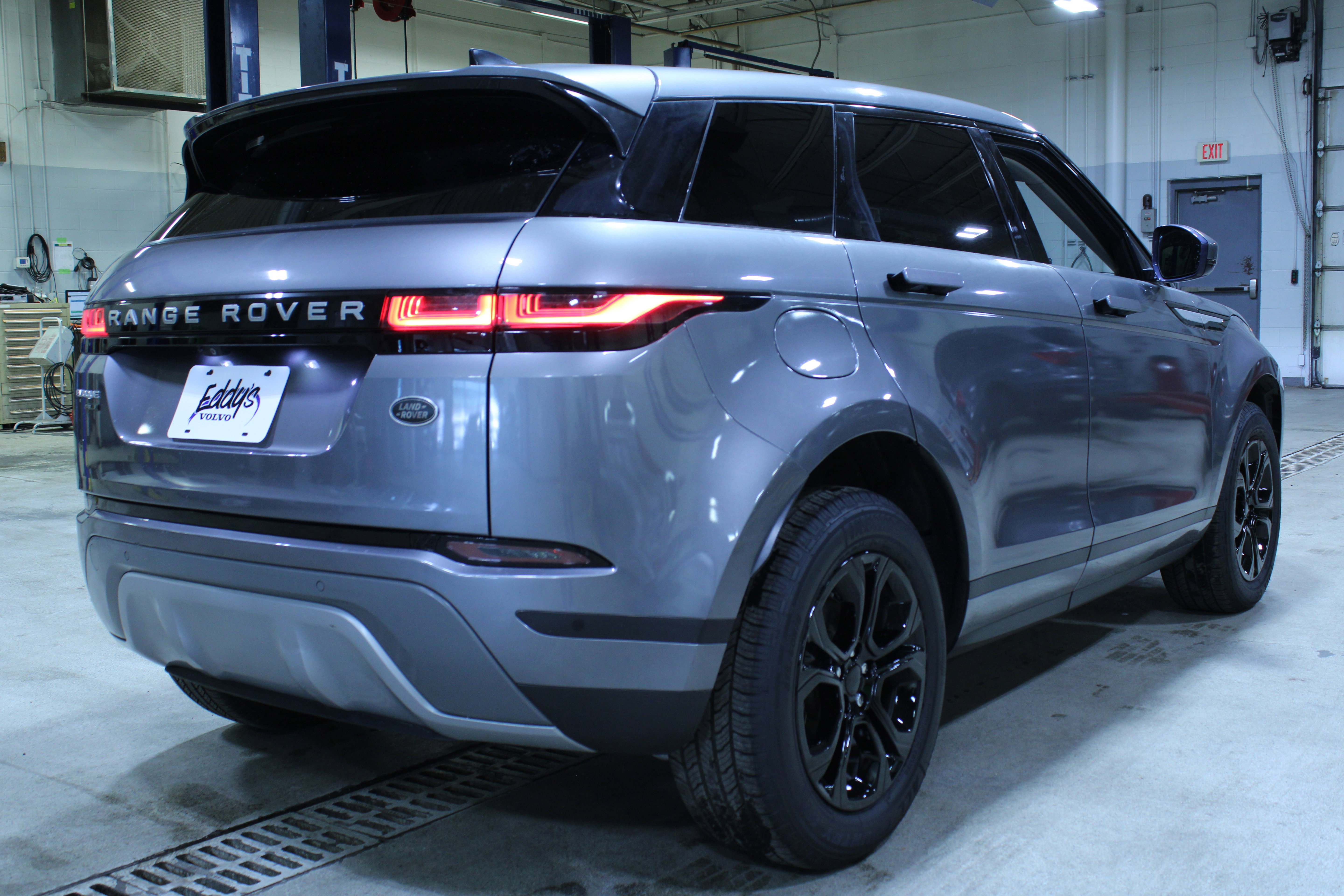 Used 2020 Land Rover Range Rover Evoque S image 31