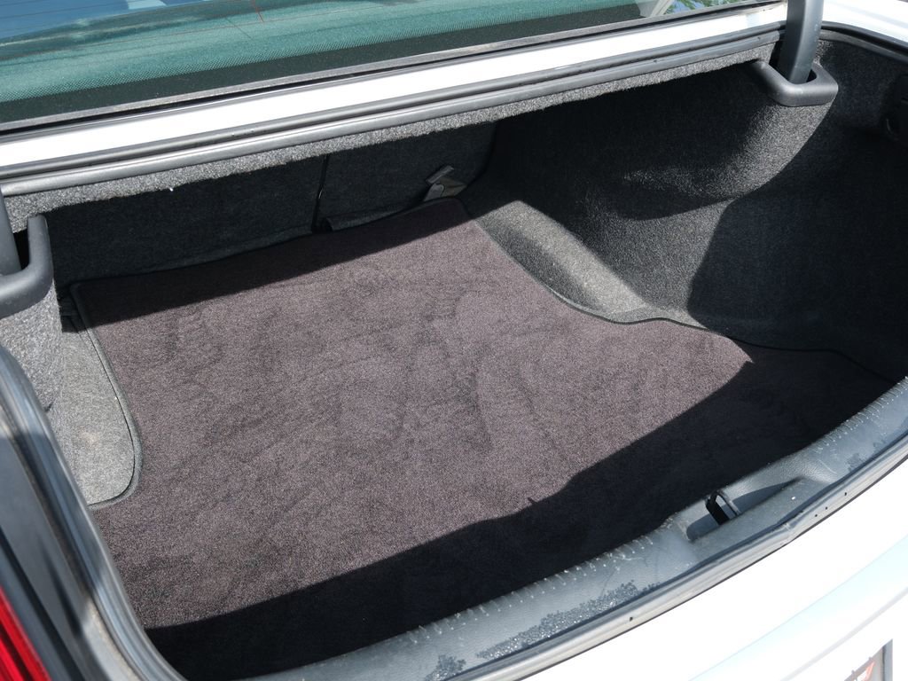 Used 2018 Chrysler 300 C w/ Sun, Sound & Nav Package image 38