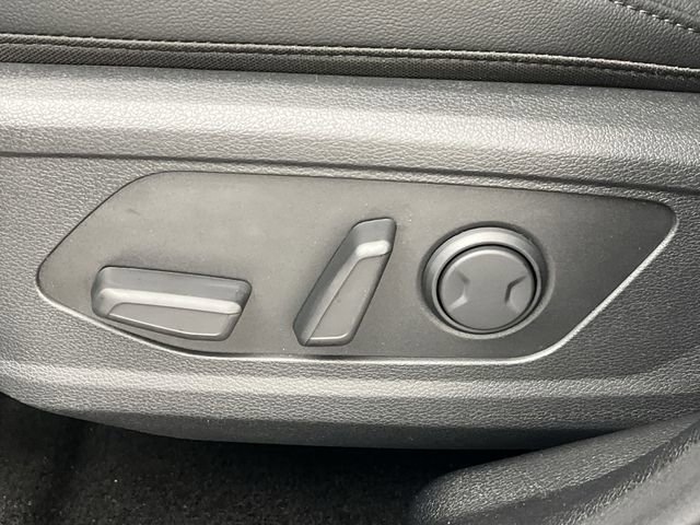 Certified 2026 Kia Sportage EX w/ EX Panorama Roof Package image 12