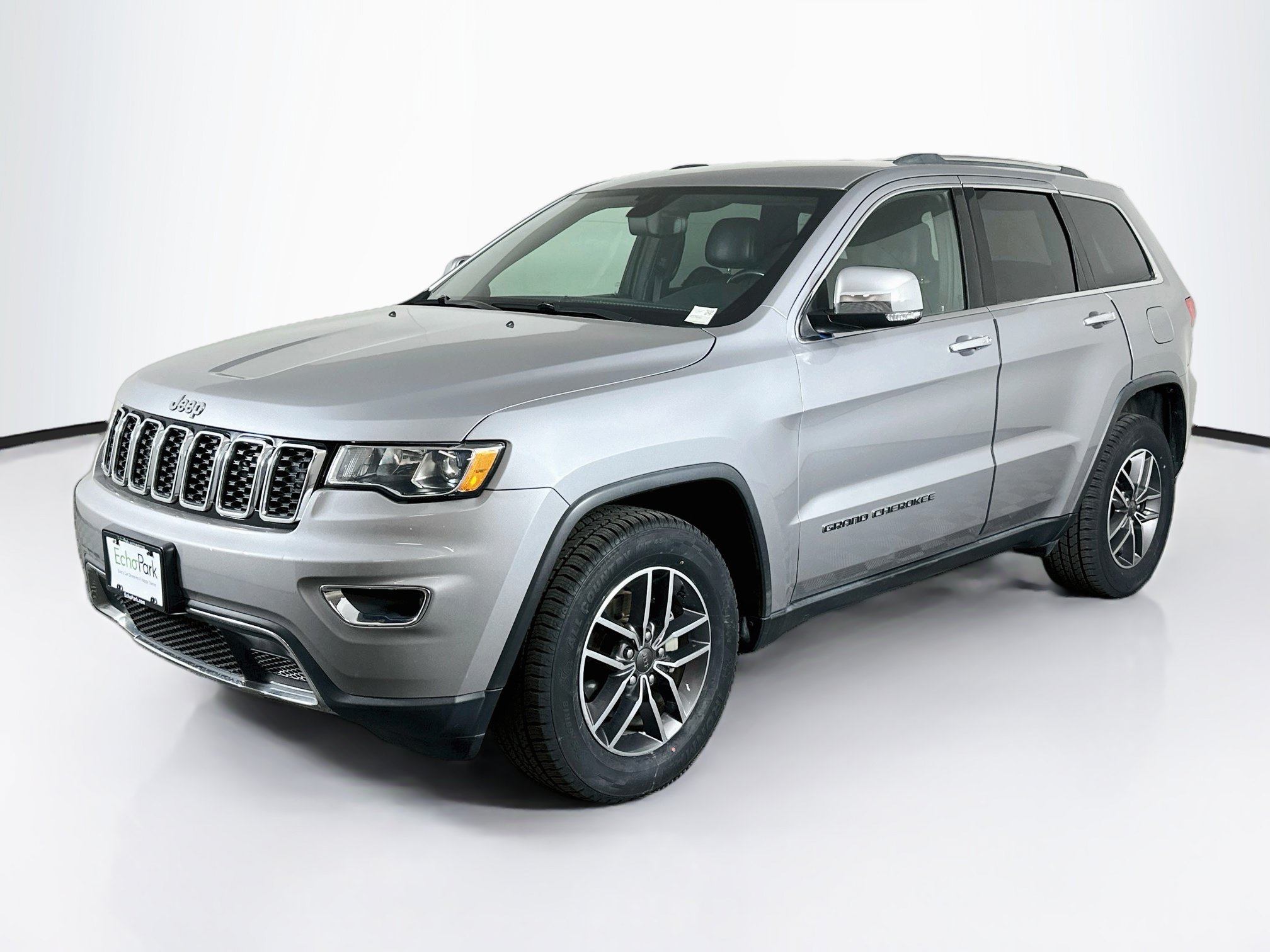 Used 2019 Jeep Grand Cherokee Limited RWD image 3