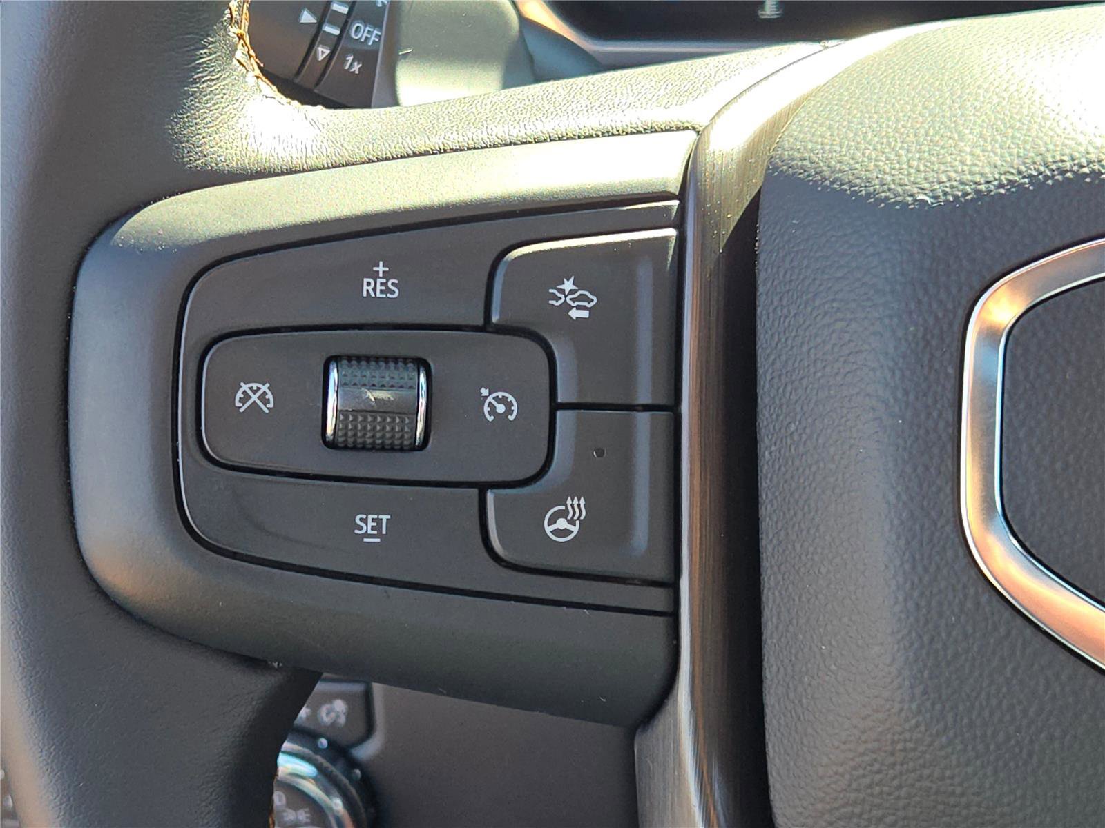 Used 2022 GMC Sierra 1500 AT4 w/ AT4 Preferred Package image 34