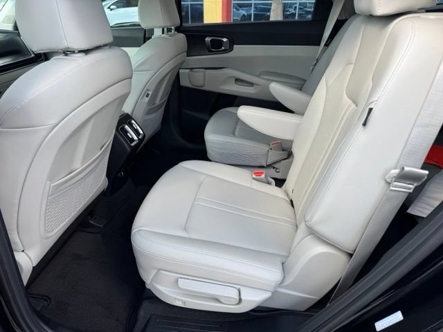 Used 2025 Kia Sorento EX FWD image 39