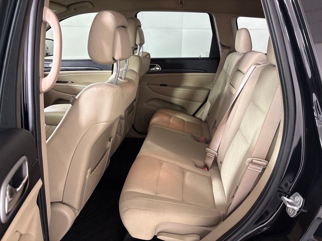 Used 2022 Jeep Grand Cherokee Laredo E RWD image 20