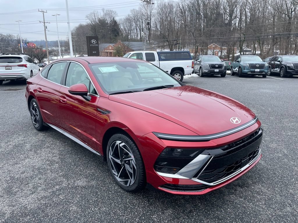 New 2026 Hyundai Sonata SEL FWD image 2