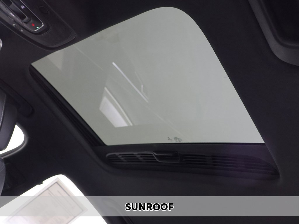 Used 2022 Audi A4 2.0T Premium Plus image 3