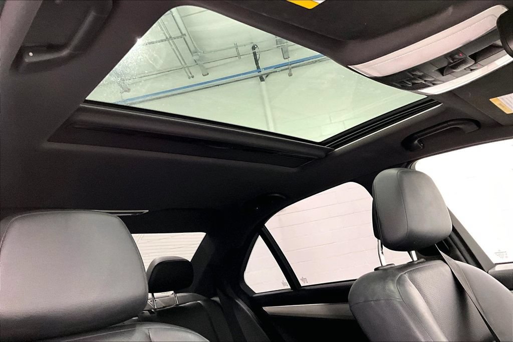 Used 2013 Mercedes-Benz C 300 4MATIC Sedan image 17