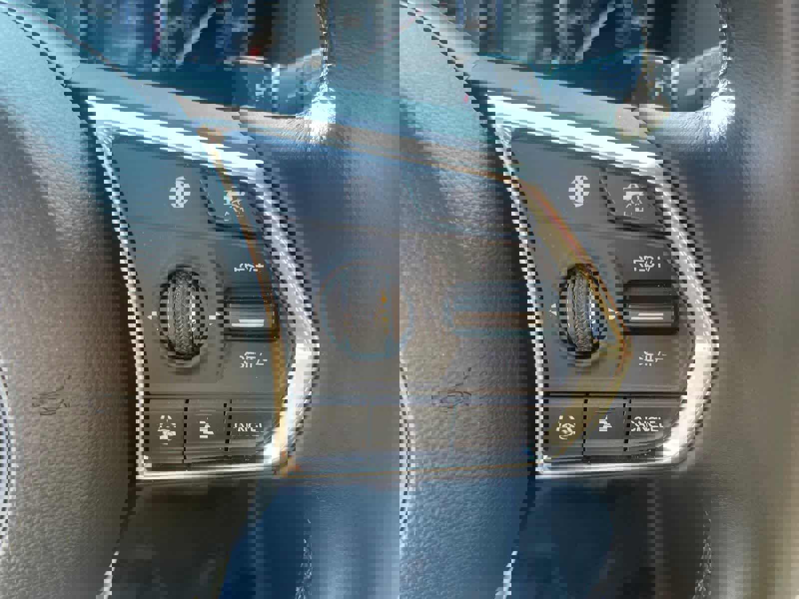 Used 2024 Acura RDX w/Advance Package image 16