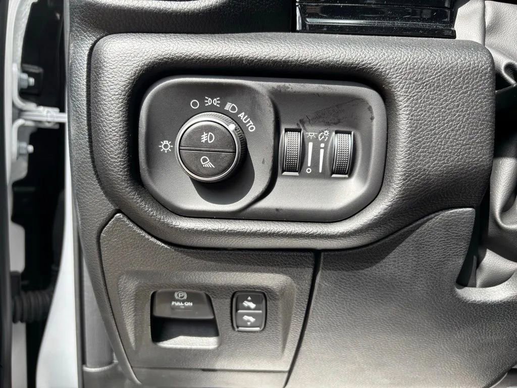 Used 2026 RAM 1500 Rebel w/ G/T Package AWD/4WD image 16