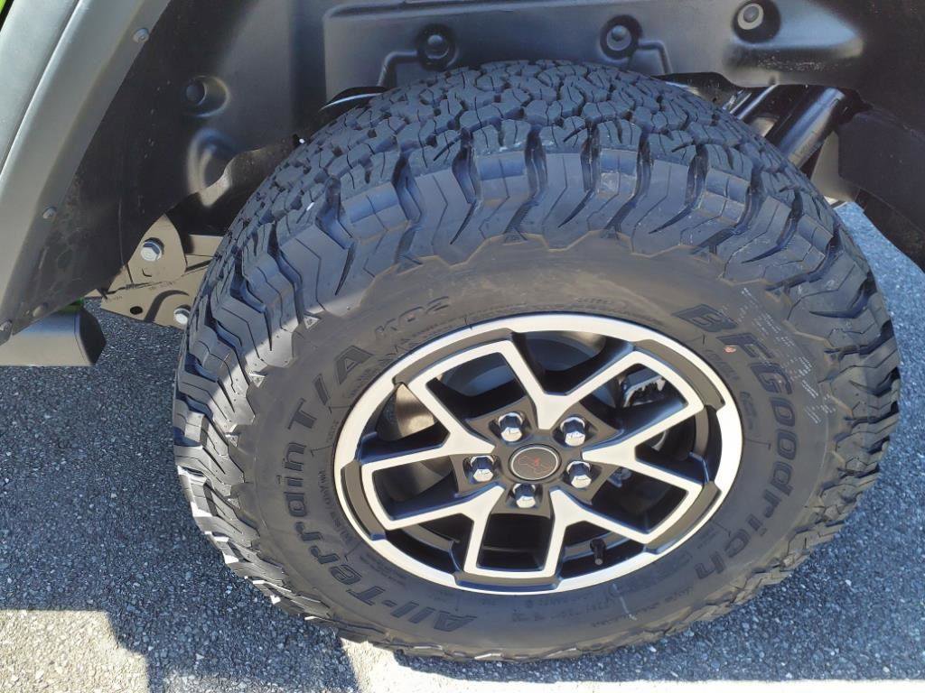 New 2025 Jeep Wrangler Unlimited Rubicon image 8