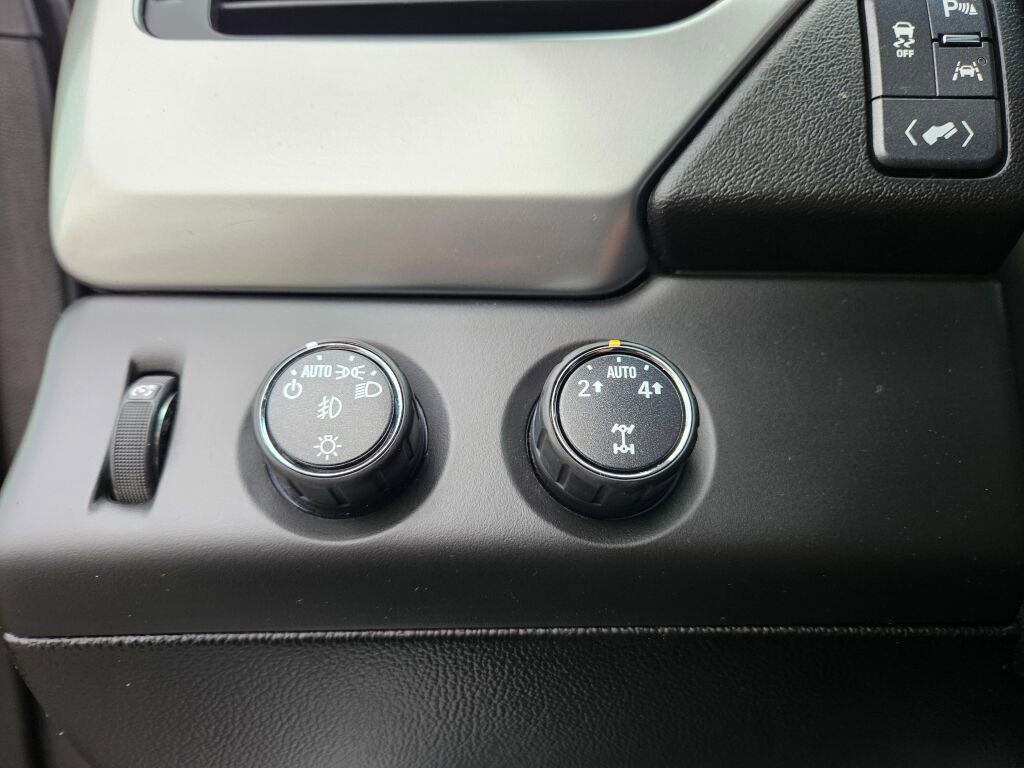 Used 2016 Chevrolet Tahoe LTZ image 31