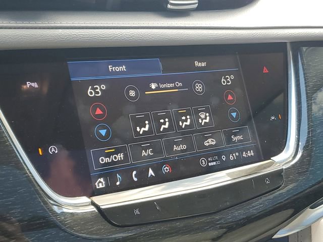 Used 2022 Cadillac XT6 Premium Luxury AWD/4WD image 16