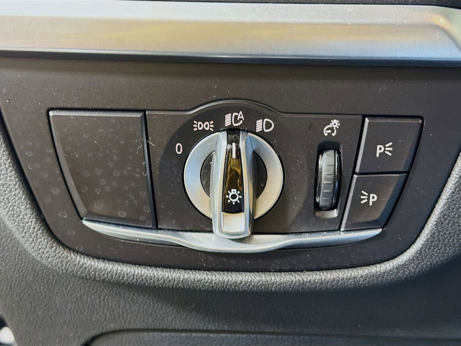 Used 2023 BMW X3 xDrive30i w/ M Sport Package image 11