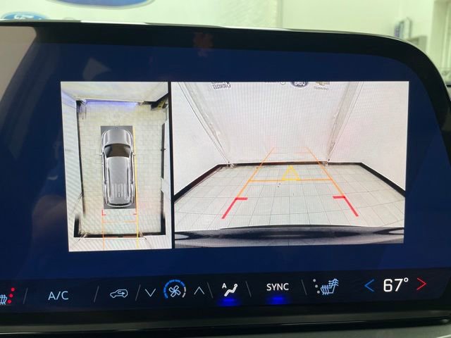 New 2026 Chevrolet Traverse LT w/ Driver Confidence Package AWD/4WD image 5