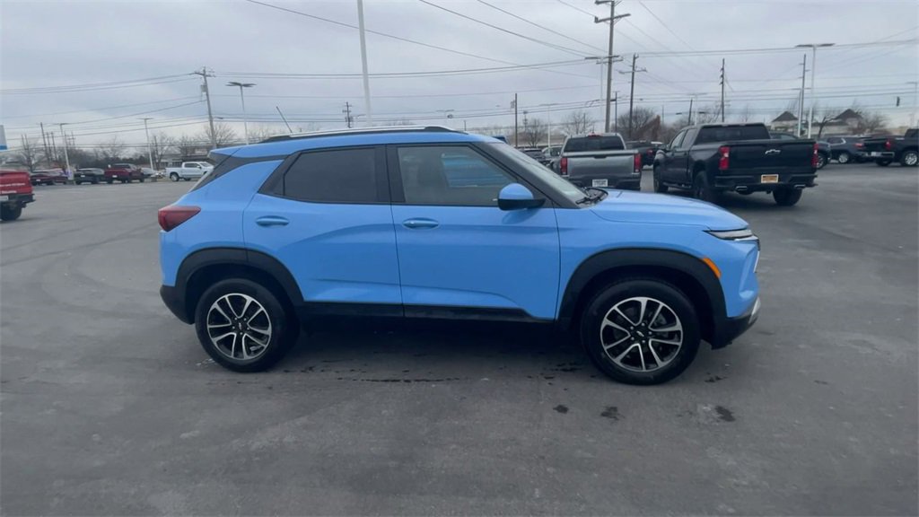 Certified 2024 Chevrolet TrailBlazer LT w/ LT Cold Weather Package image 9