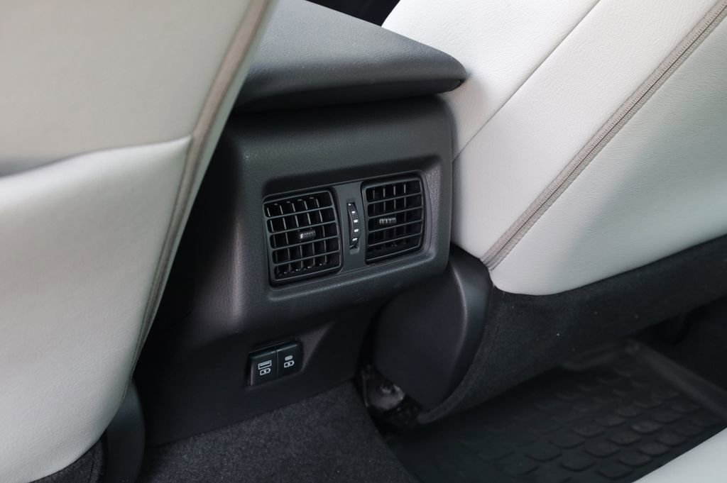 Used 2026 Toyota Camry LE w/ Convenience Package FWD image 17