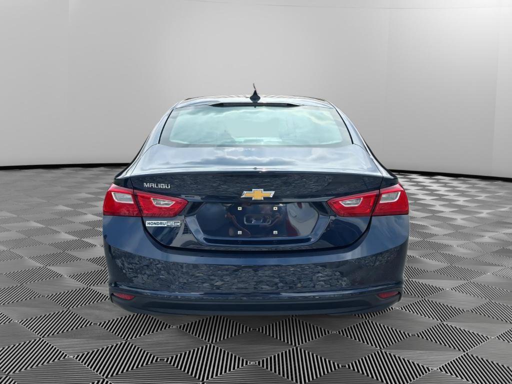 Used 2017 Chevrolet Malibu LS FWD image 8