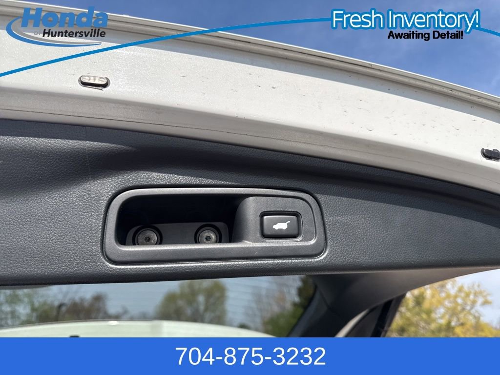 Used 2022 Honda Pilot TrailSport image 12