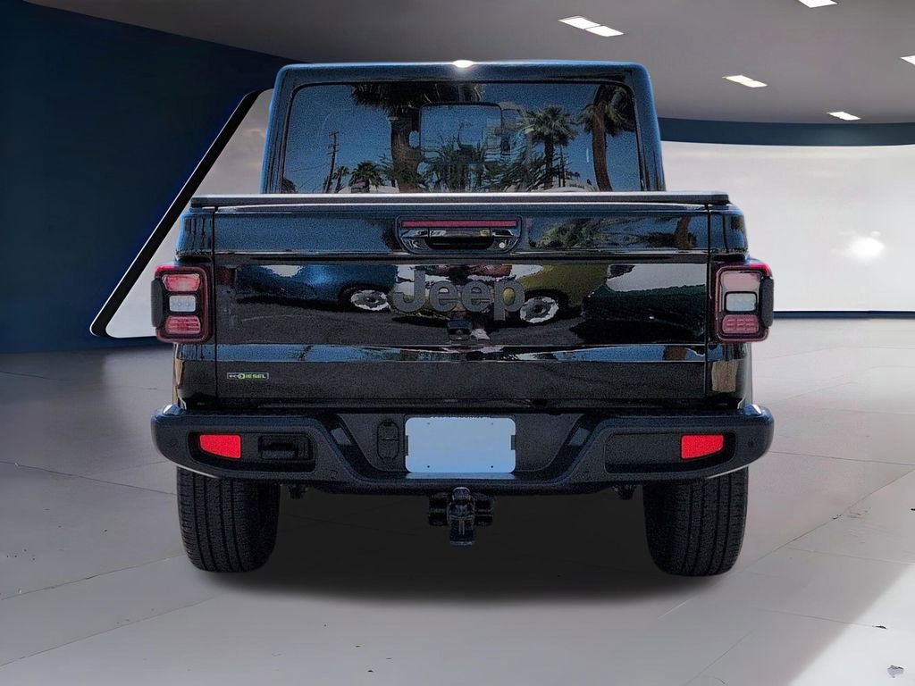 Used 2023 Jeep Gladiator Overland image 4