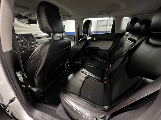 Used 2022 Jeep Compass Latitude image 15