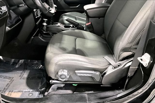 Used 2019 Jeep Wrangler Sport w/ Quick Order Package 23S AWD/4WD image 25