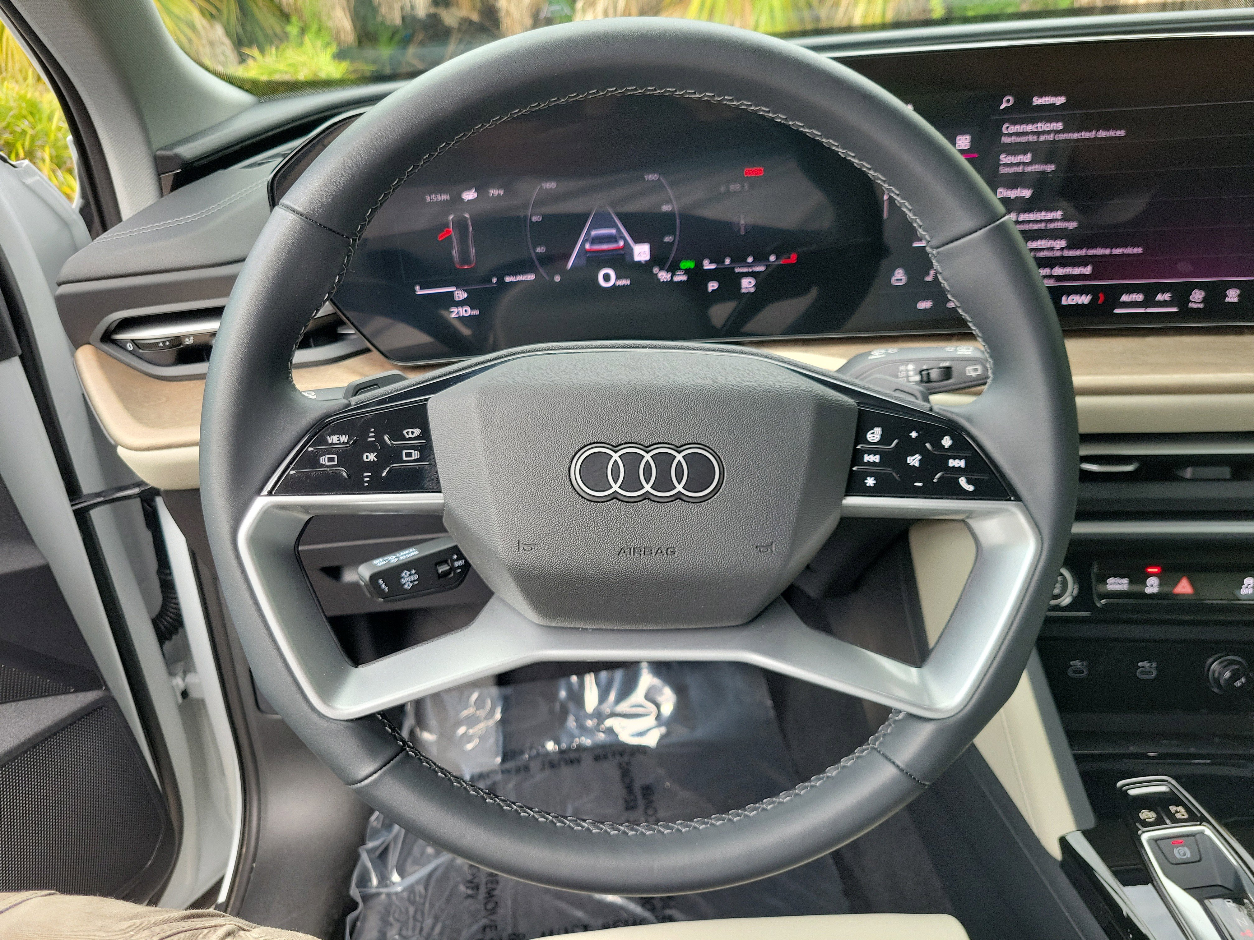 Used 2025 Audi Q5 Premium Plus w/ Premium Plus AWD/4WD image 30