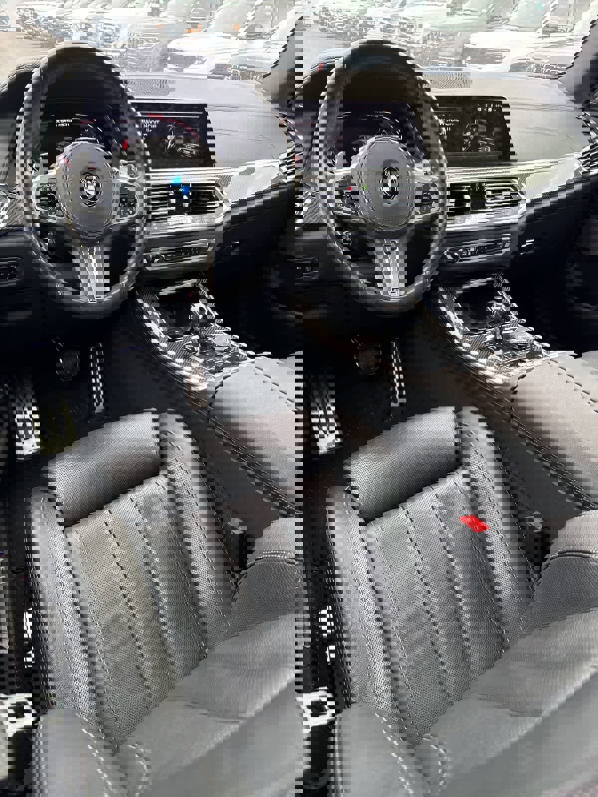 Used 2021 BMW X5 M50i w/ Premium Package image 6